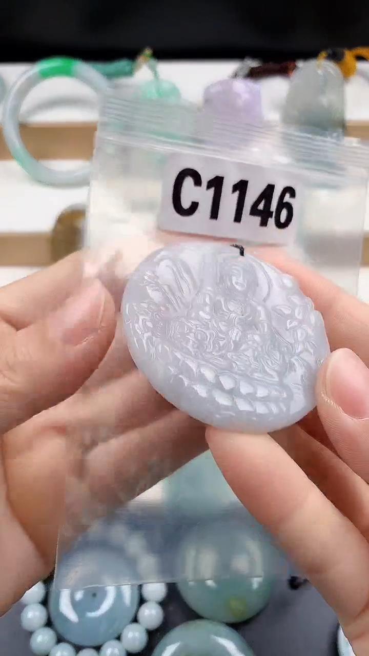 颈饰未镶嵌翡翠天然翡翠吊坠挂件