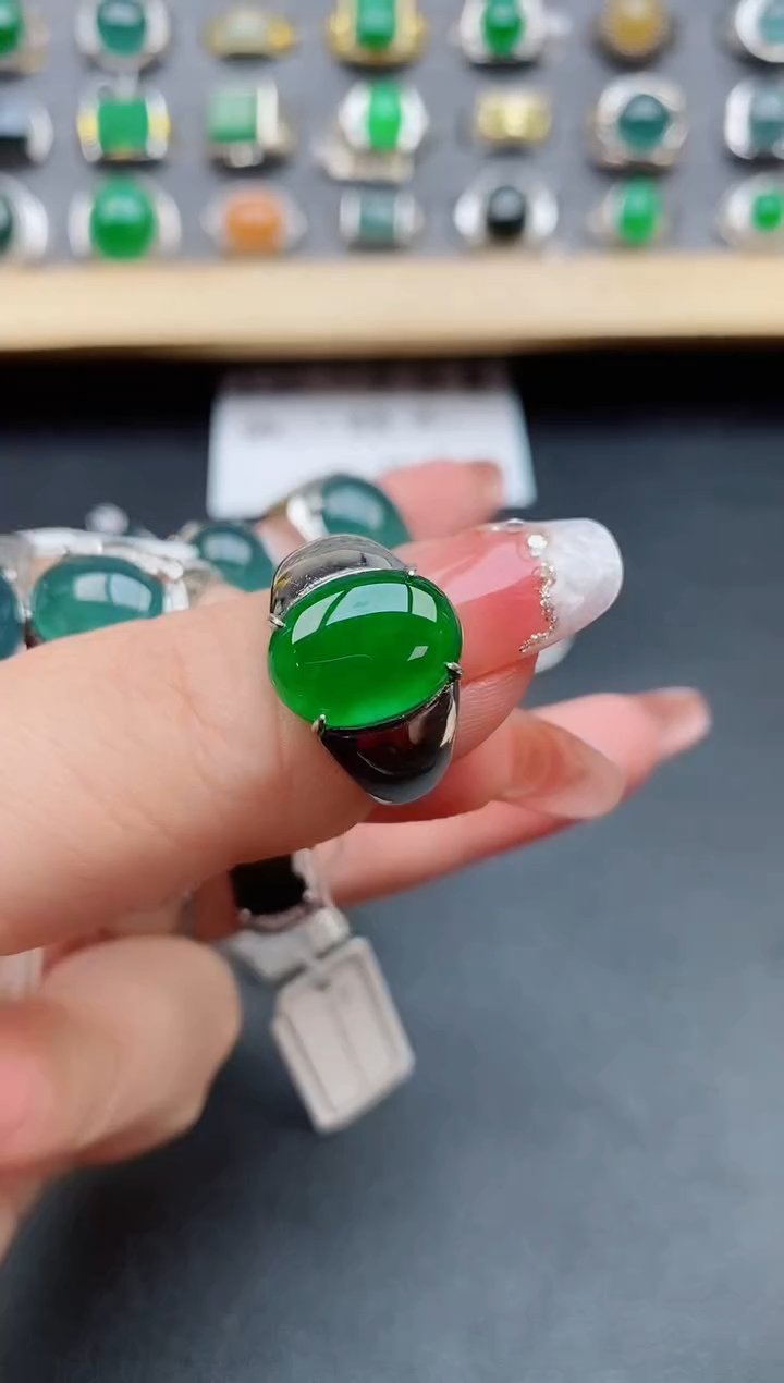 【闪购商品】翡翠戒指银S925镶嵌31231