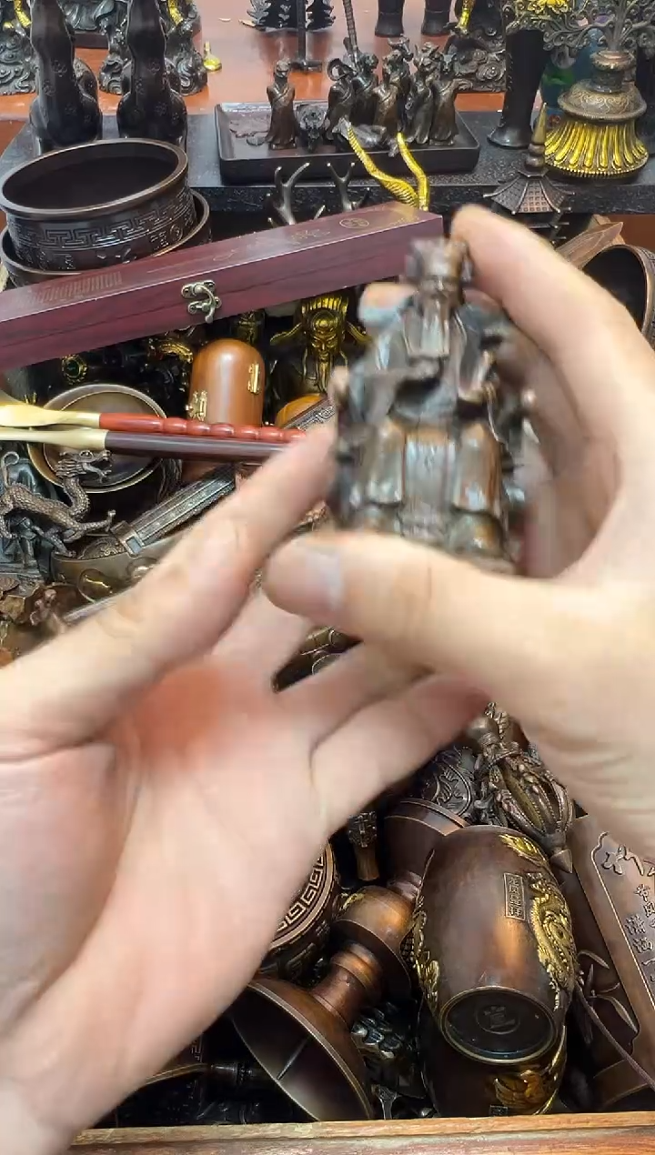 1案台摆件 物品摆件（不是直播间所见即所得退1赔10）