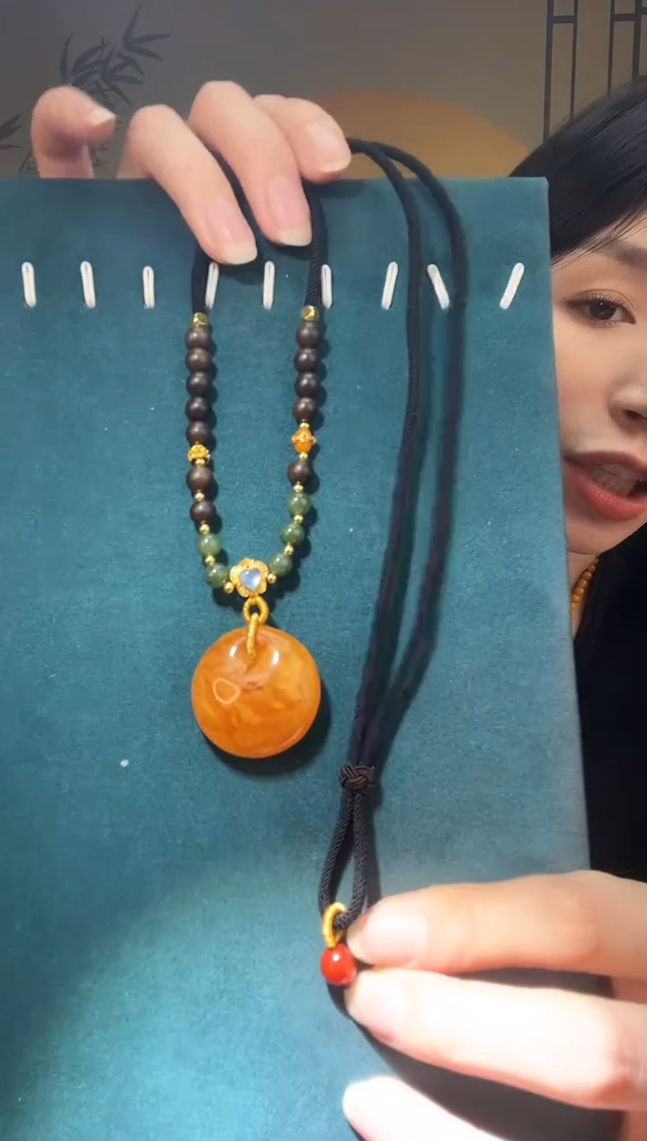 【闪购商品】琥珀裸石未镶嵌A0092天然蜜蜡