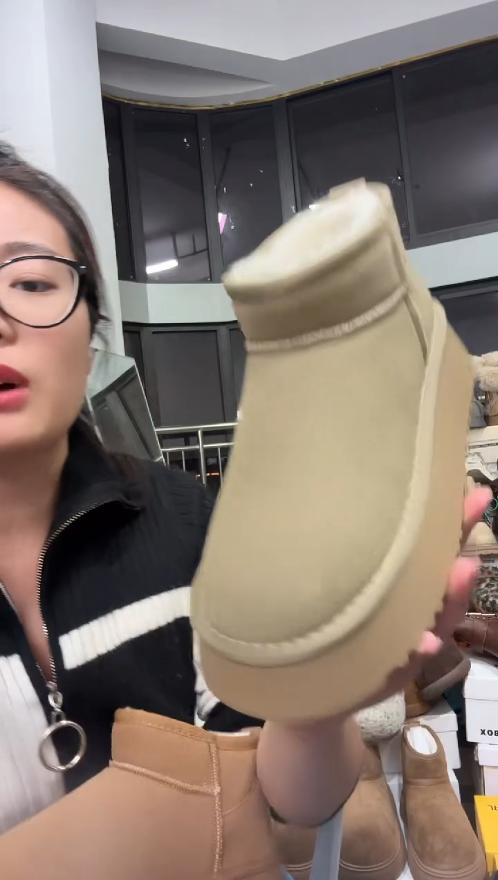 深****…羚羊棕雪地靴38码