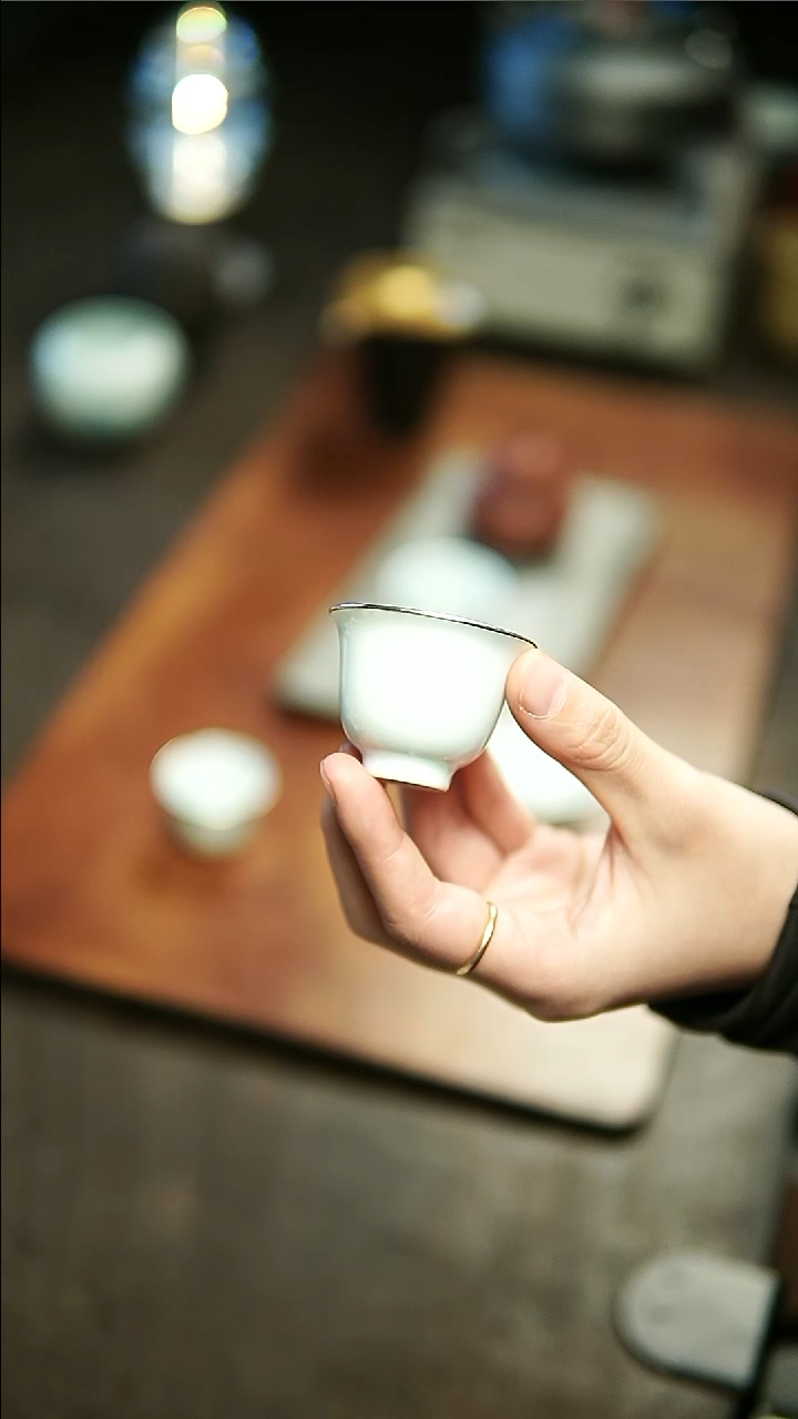 【闪购商品】陋影22222222222222222