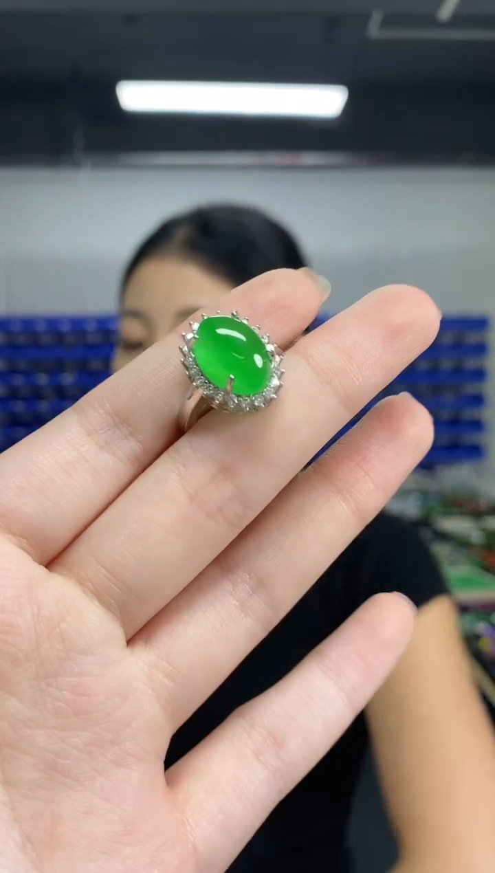 未镶嵌戒指翡翠多样性发其一颜色微差