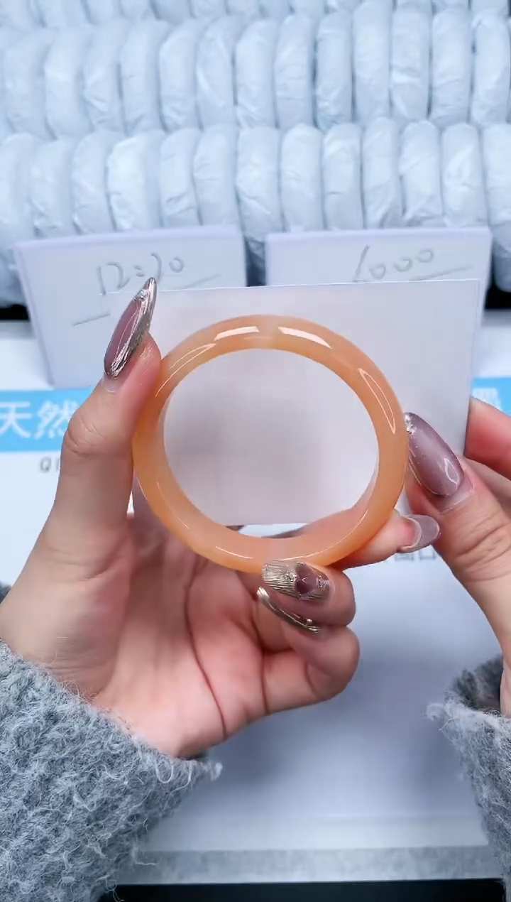 【闪购商品】石英质玉手镯未镶嵌245-54