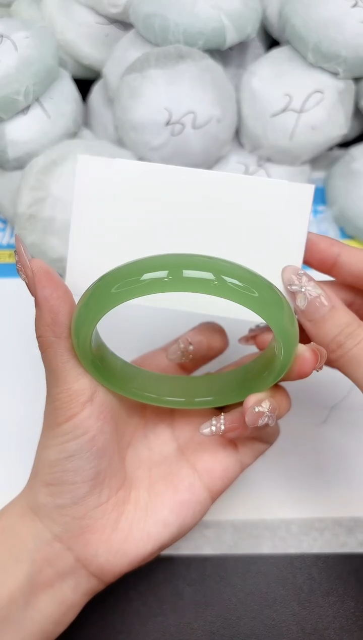 未镶嵌手镯石英质玉231-63.2