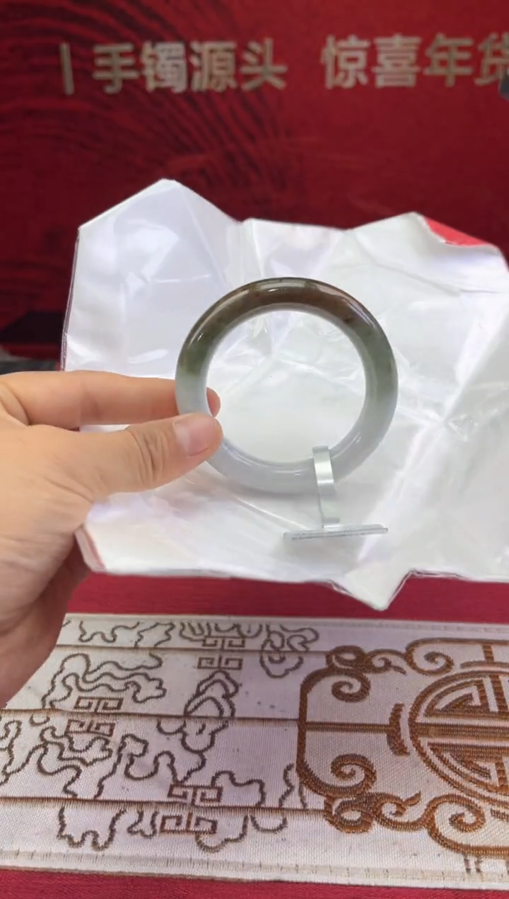 【闪购商品】翡翠手镯未镶嵌翡翠手镯