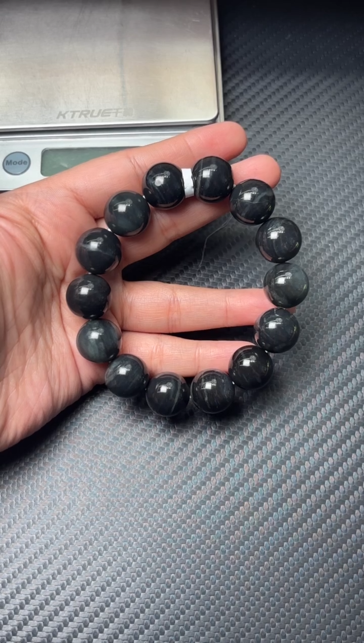 未镶嵌手串和田玉若羌微色差卡12m