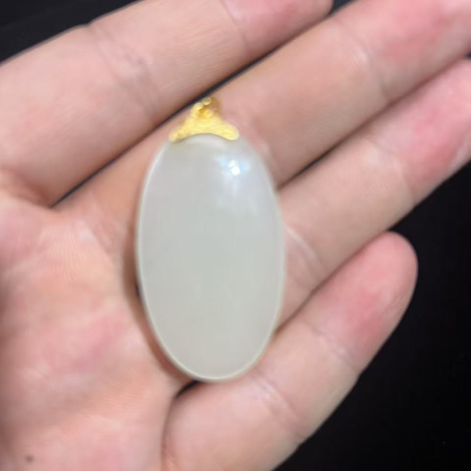 天然和田玉水滴无事牌吊坠