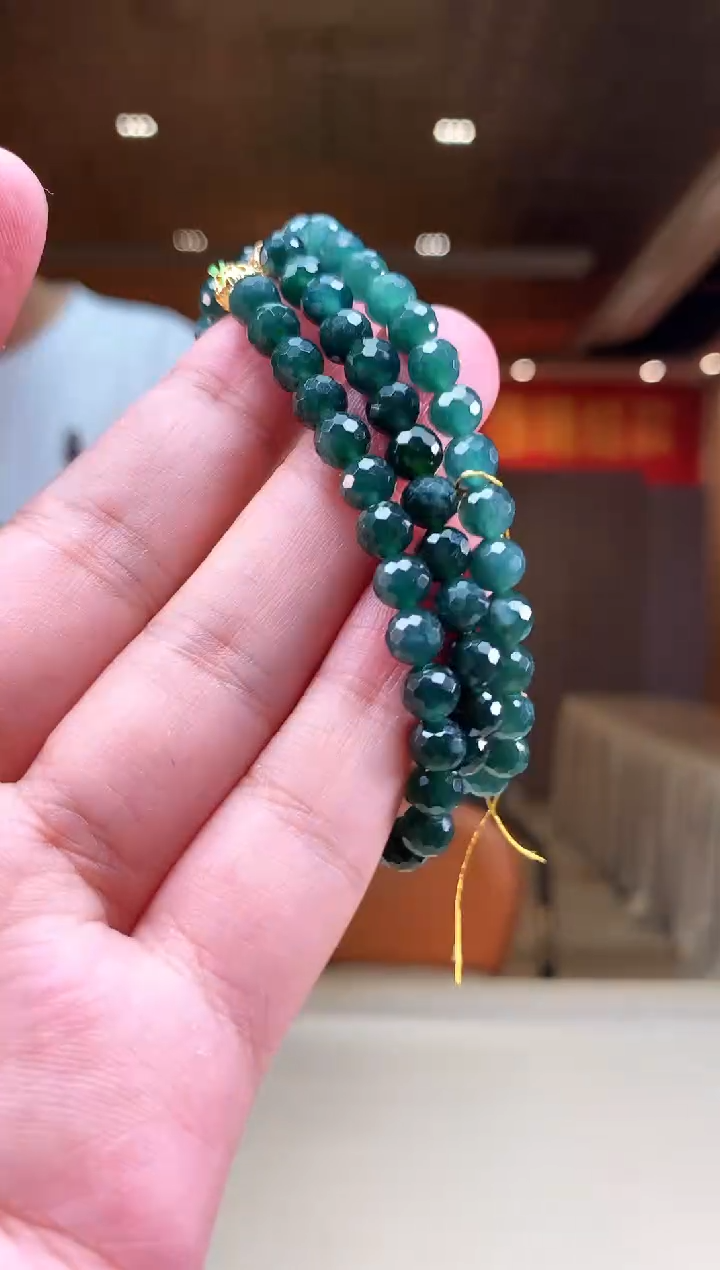 【闪购商品】定制翡翠未镶嵌多样性发货（只发一件) *d72