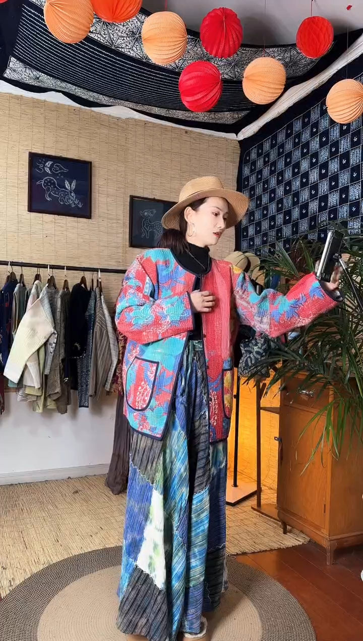 【闪购商品】设计师款红蓝古布外套