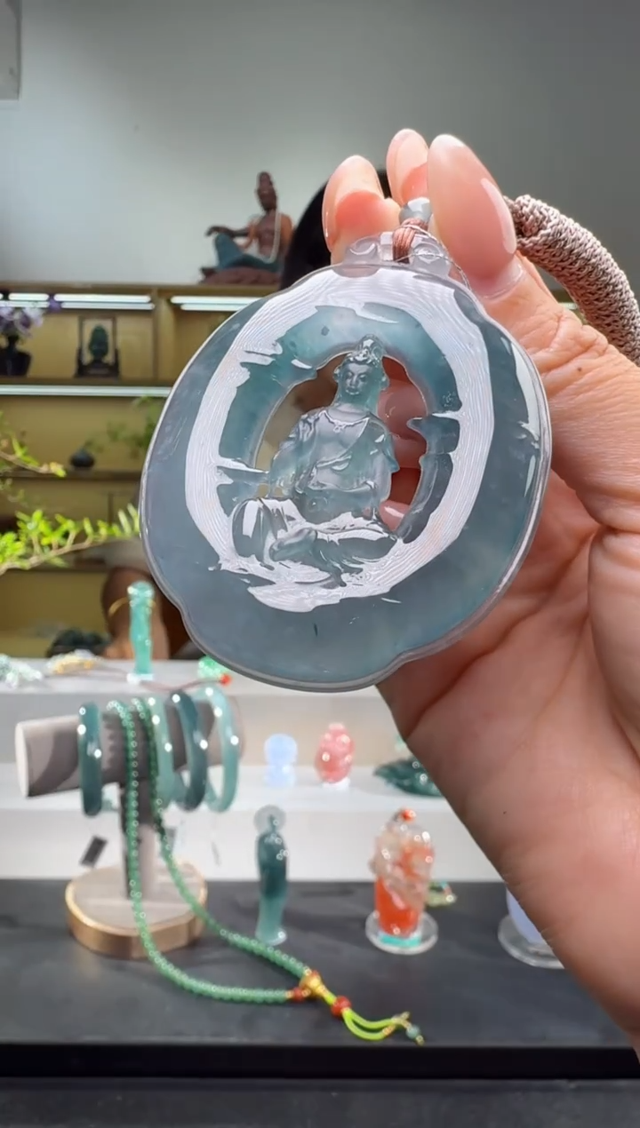 吊坠(不含链)未镶嵌翡翠观音