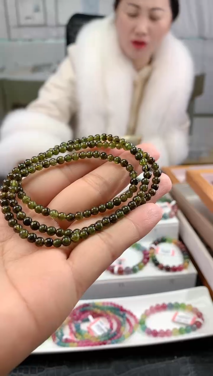 【闪购商品】碧玺手串未镶嵌 多样性发一条