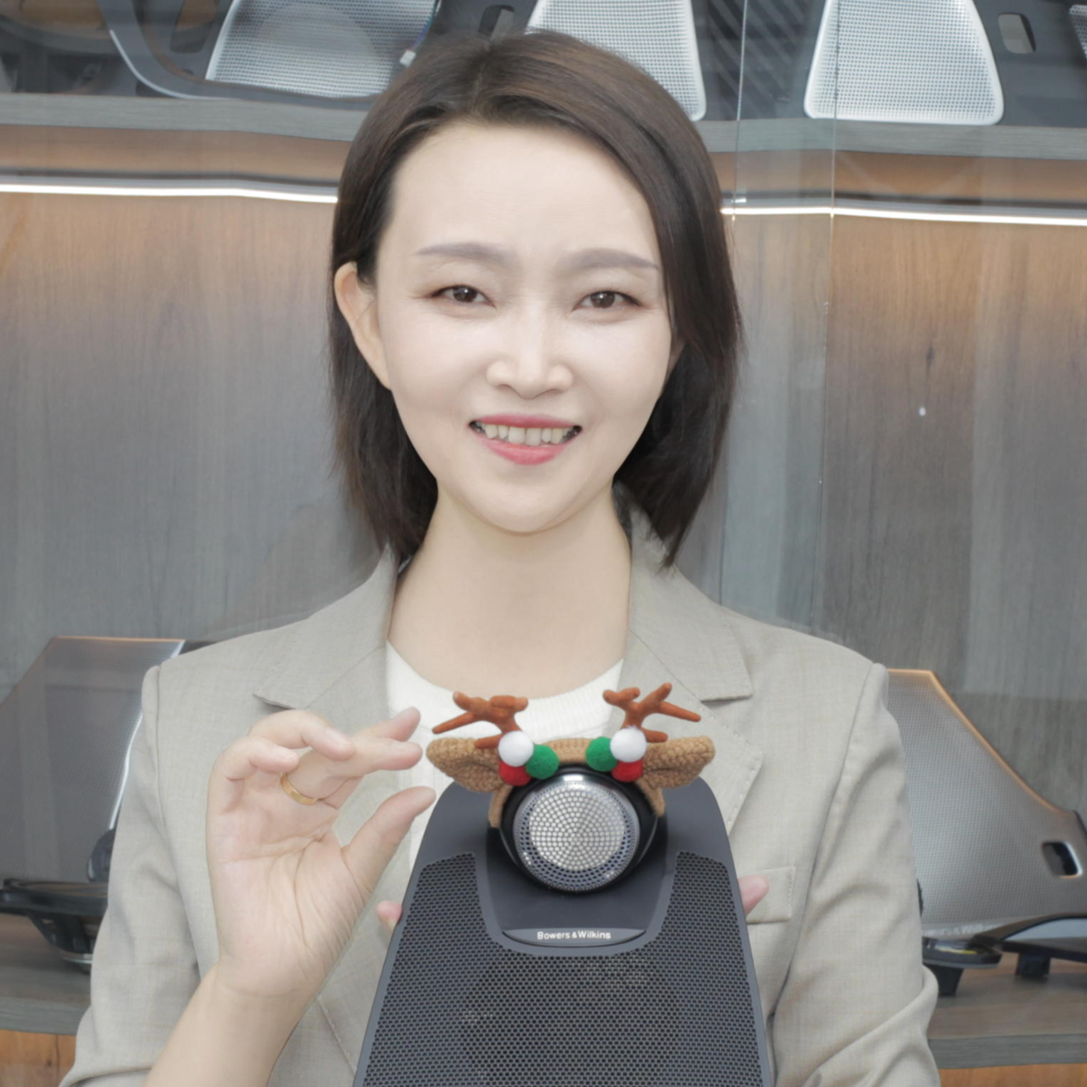 沃尔沃S60 S90 V60 V90 XC60  XC90 宝华中置音响装饰品头箍帽子