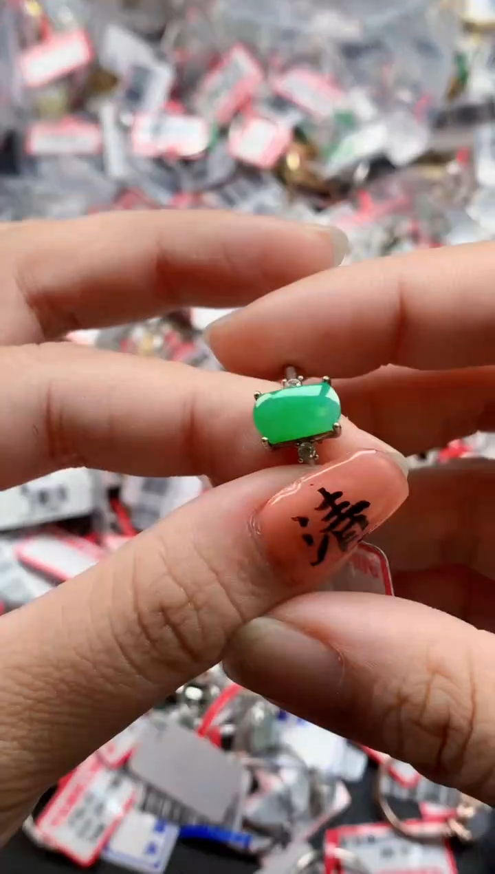 银S925镶嵌戒指翡翠天然A货缅甸翡翠