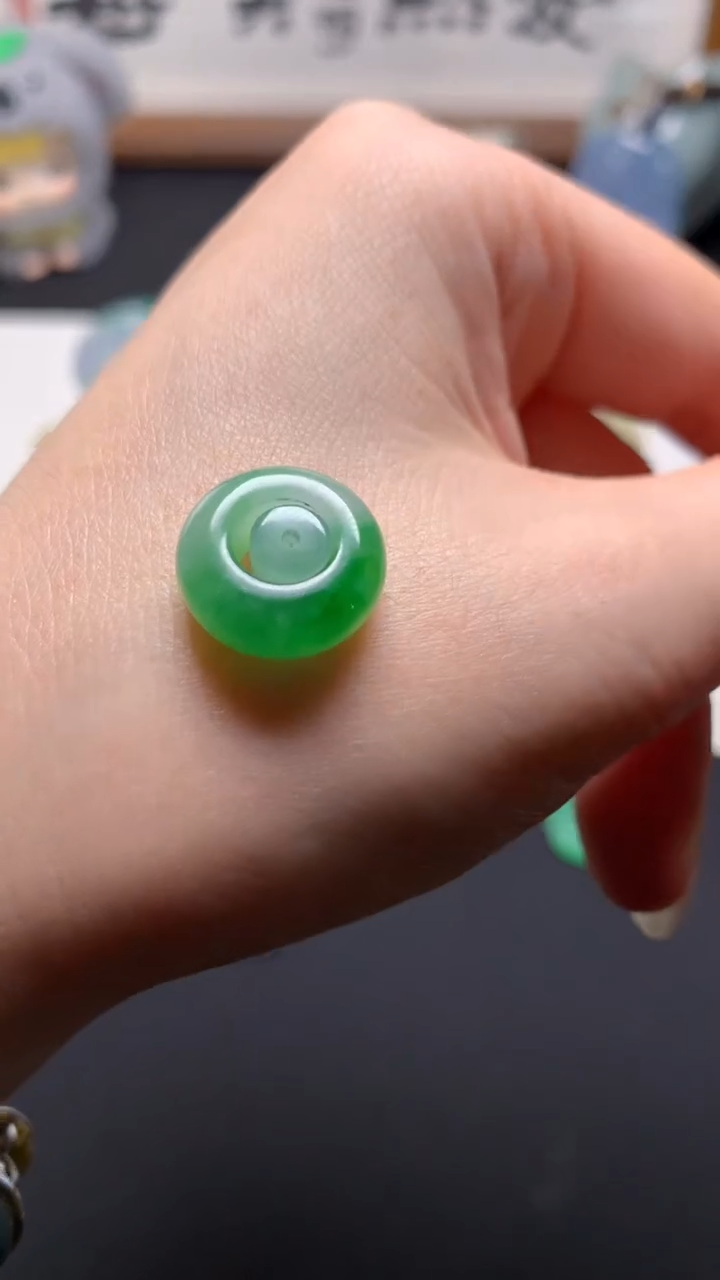 未镶嵌定制翡翠盼*归0617933094