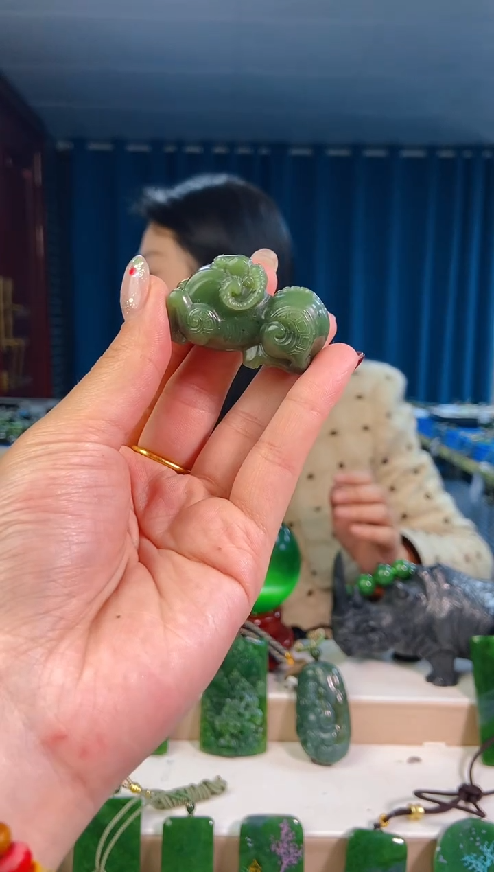 【闪购商品】和田玉挂件未镶嵌1