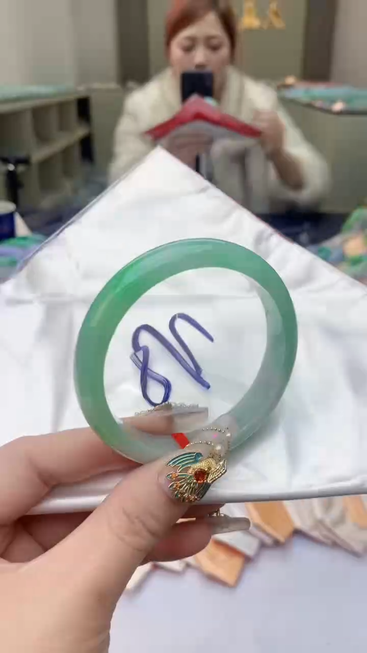 【闪购商品】翡翠手镯未镶嵌0095665827