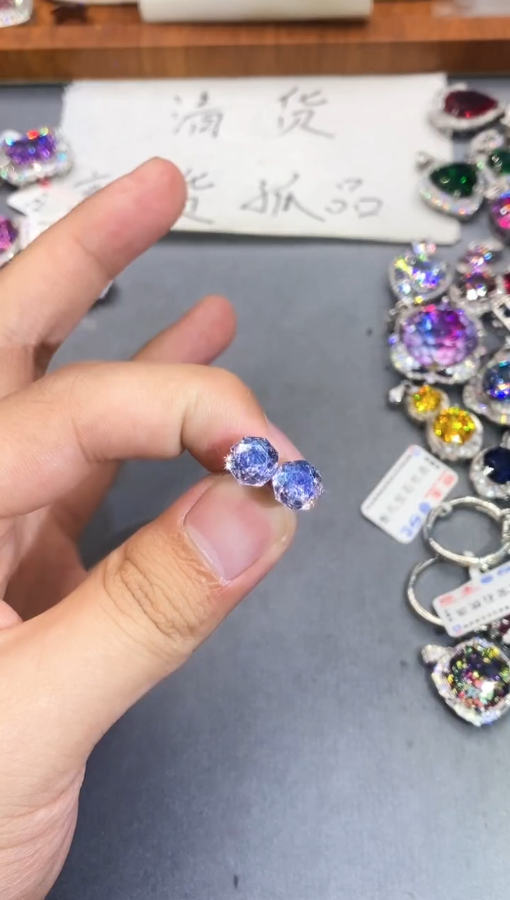 合金石英质玉珠宝奇石无***饼发货其一