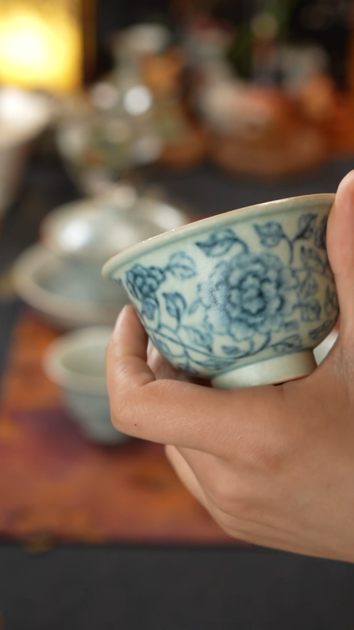 【闪购商品】寒芦窑磨砂手感牡丹压手杯