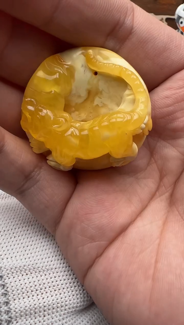 【闪购商品】蜜蜡吊坠(不含链)未镶嵌蜜蜡牌子