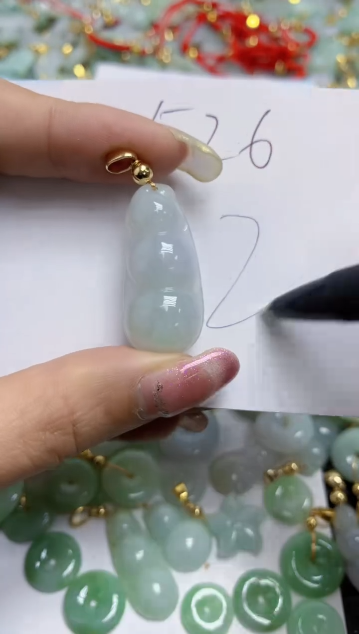 【闪购商品】翡翠颈饰合金天然翡翠A货