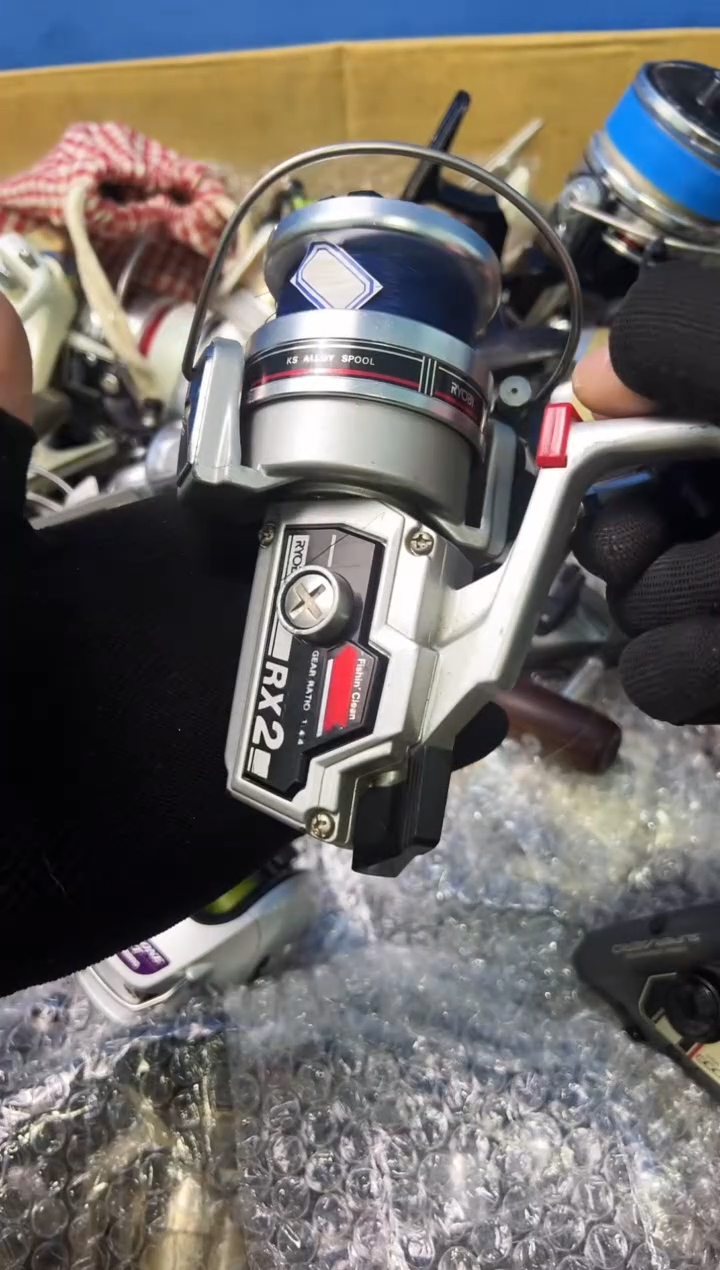 实***馆微瑕钓鱼轮，直播间讲解为准，看清楚再拍，如有拆卸不退换