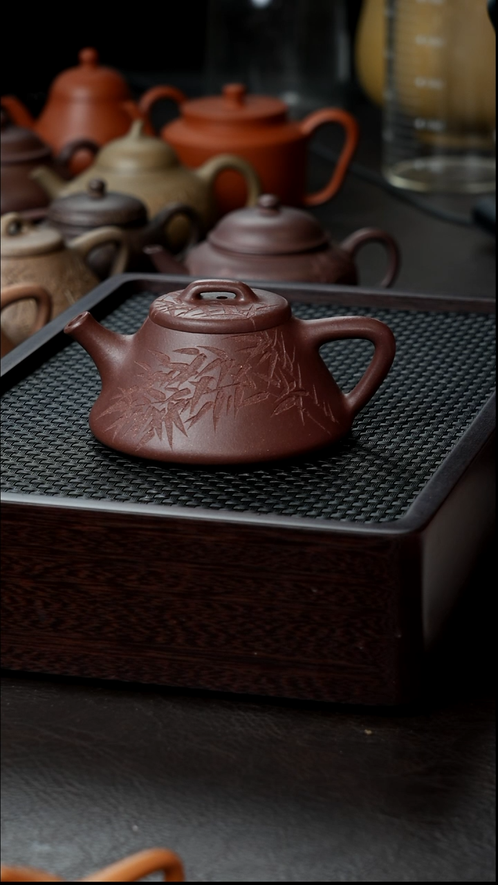 茶壶紫砂紫泥半手启瓢刻竹150     全品