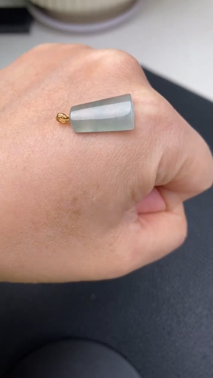 【闪购商品】翡翠耳饰18K金镶嵌天然A货翡翠