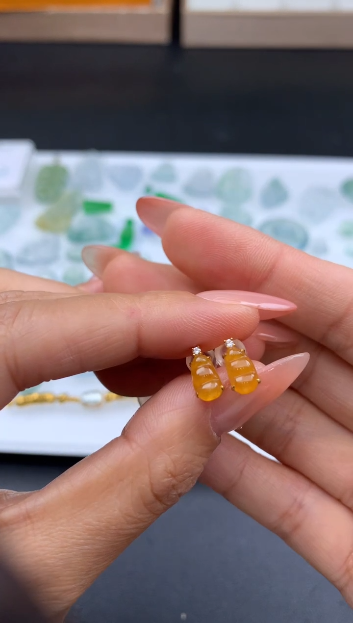 18K金镶嵌定制翡翠球*镶嵌费不退不换