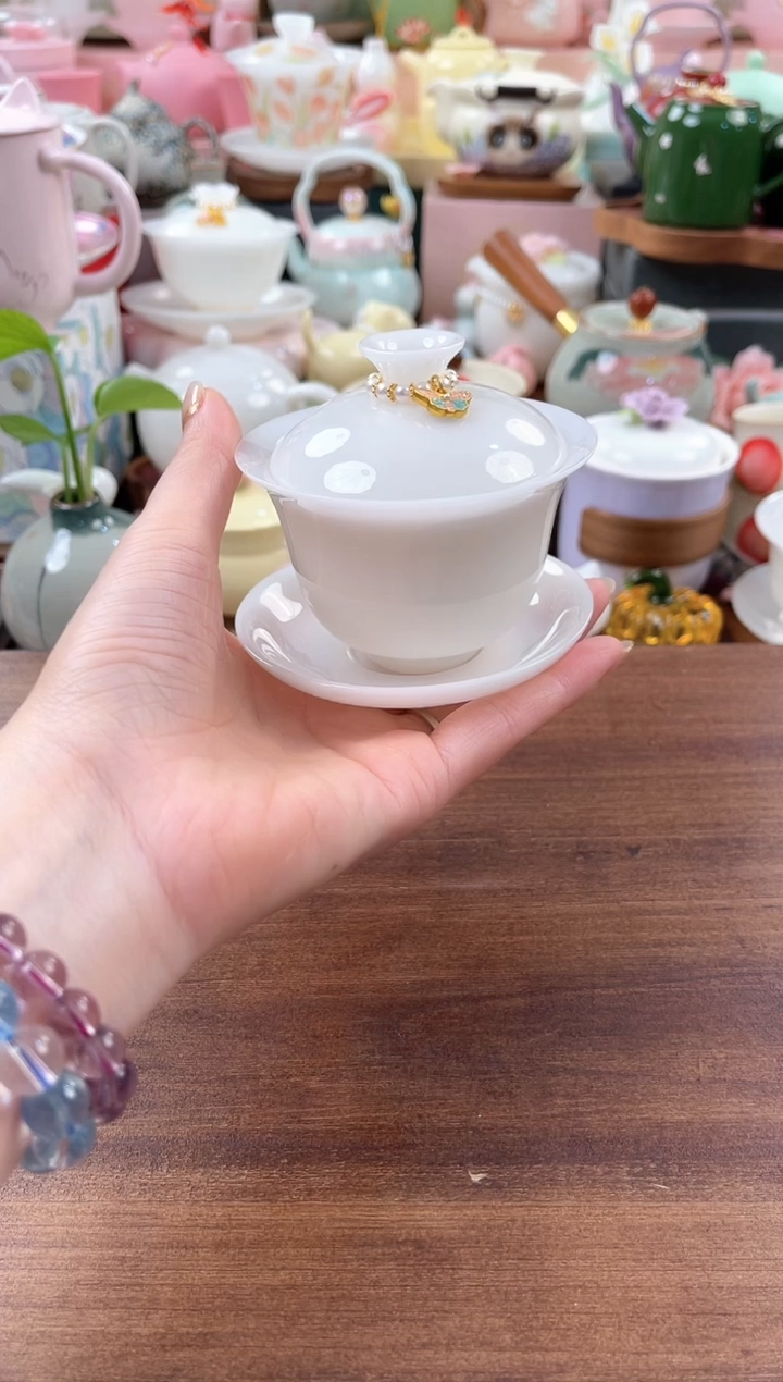 茶具：库存仅剩1件（小）