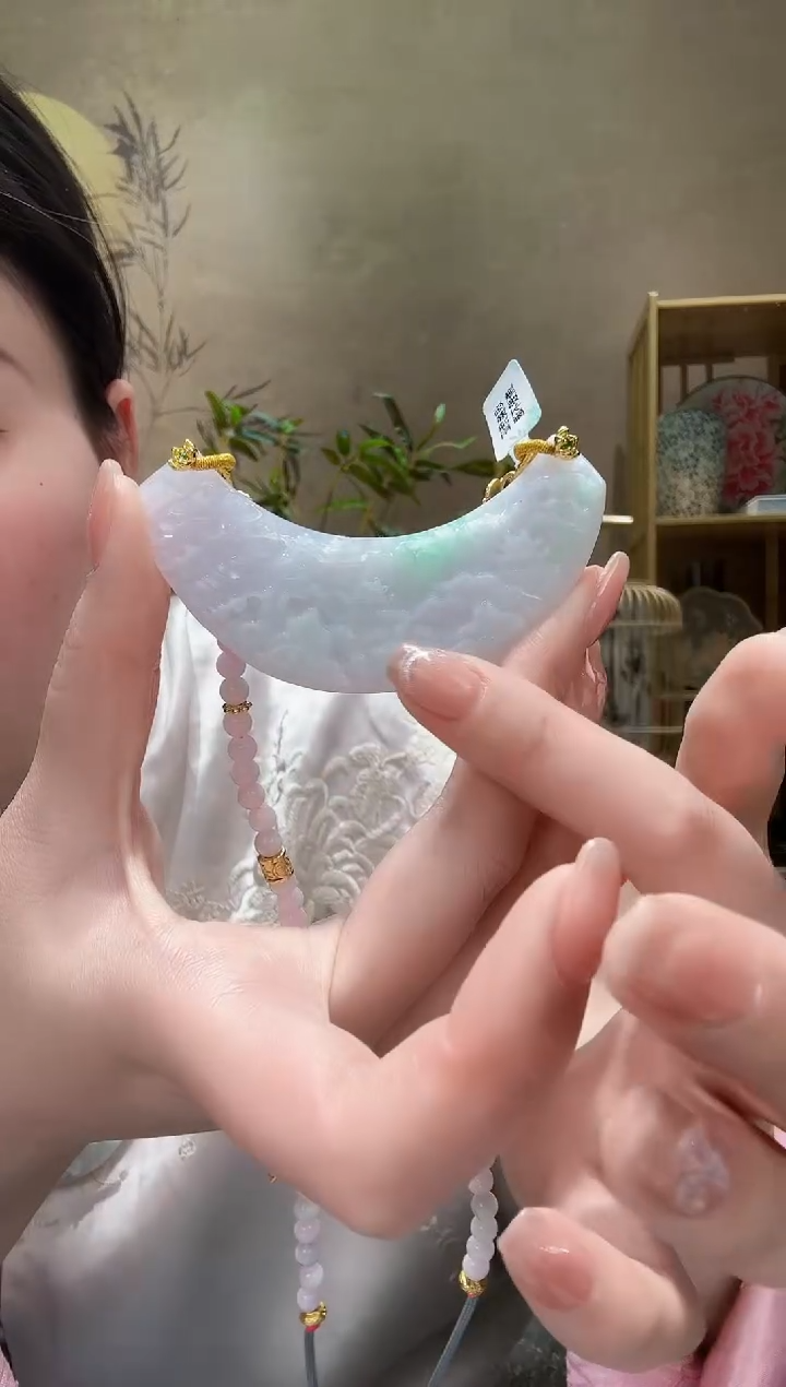 【闪购商品】翡翠颈饰未镶嵌吊坠