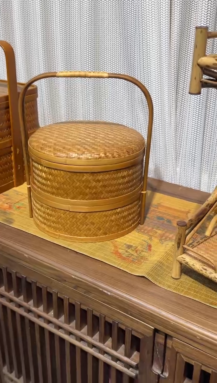 毛*人双层提盒竹编食盒大漆