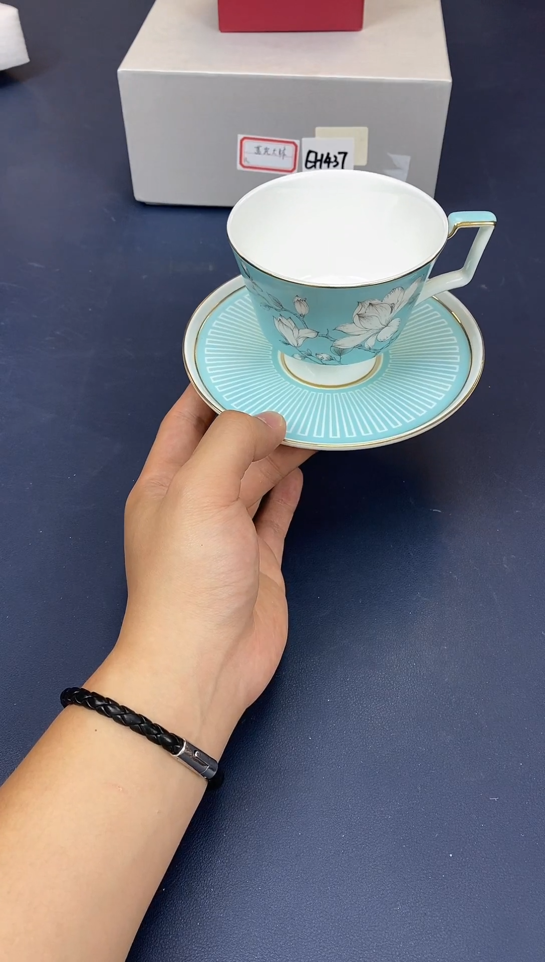 瓷片搬家换新，全部低价@@4S22