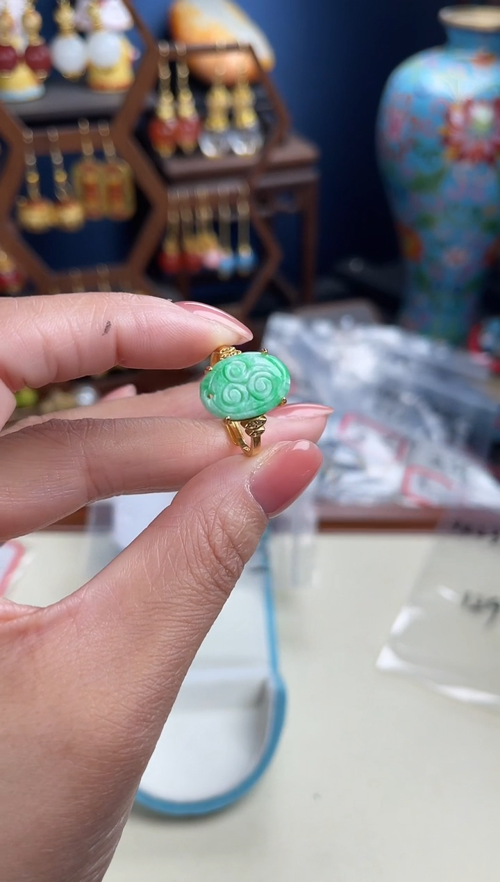 银S925镀金镶嵌挂件翡翠摇**丁，121104