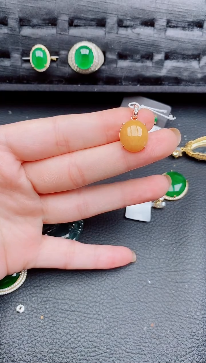 【闪购商品】翡翠颈饰银S925镶嵌天然a货翡翠814