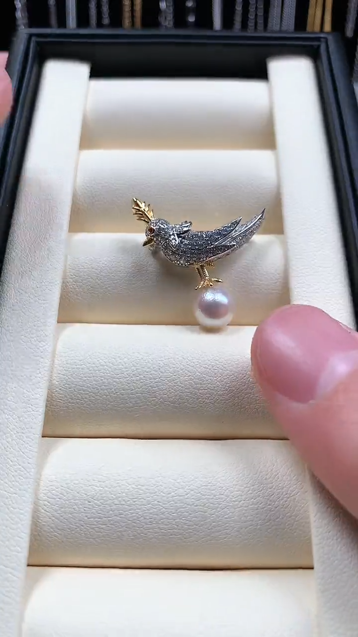 【闪购商品】海水珍珠颈饰银S925镶嵌福鸟吊坠