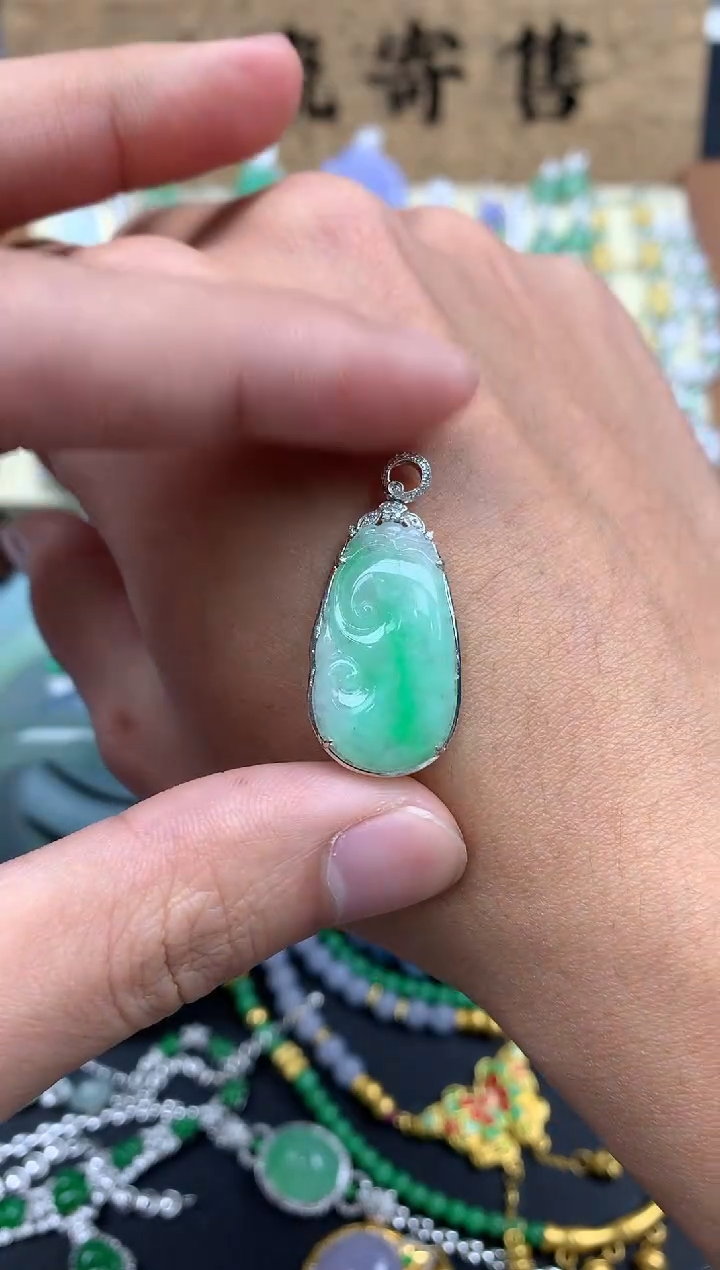 【闪购商品】翡翠颈饰18K金镶嵌362--中国好珍宝