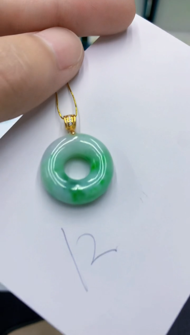 颈饰未镶嵌翡翠翡翠