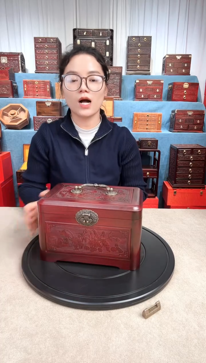 紫檀木类成套家具龙凤呈祥