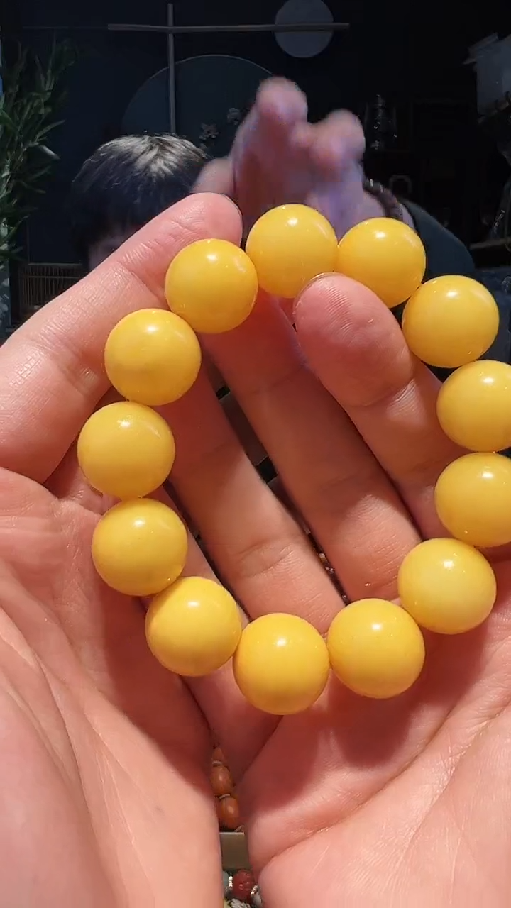 【闪购商品】蜜蜡手串未镶嵌17+暴力黄