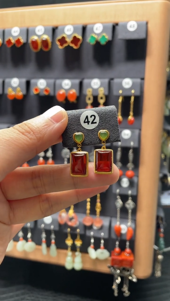 【闪购商品】血珀耳饰银S925镶嵌0042