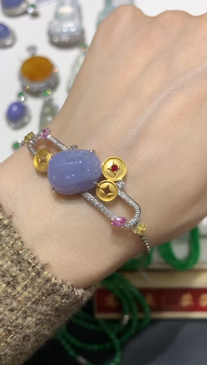 【闪购商品】翡翠吊坠(赠链)18K金镶嵌团购2