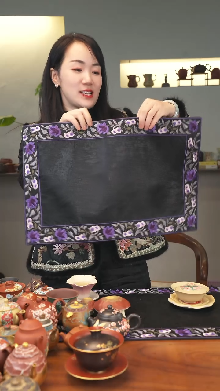 茶壶紫砂黑面刺绣茶席