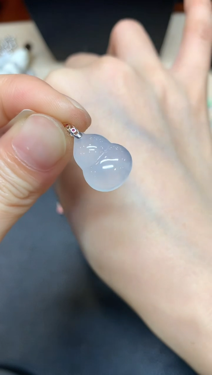 【闪购商品】翡翠颈饰18K金镶嵌葫芦【无服务费多样性发其一