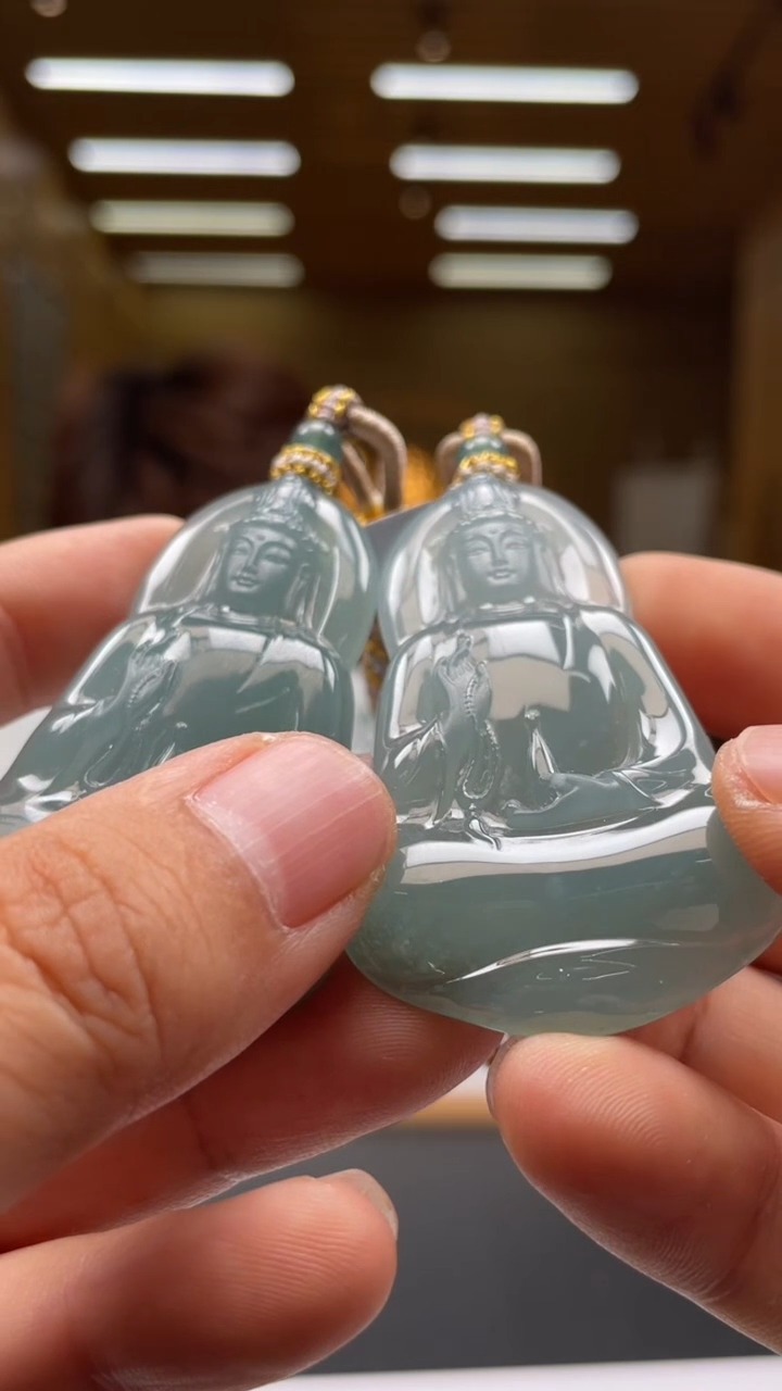 【闪购商品】翡翠未镶嵌颈饰多样性发货 （只发一件）x37