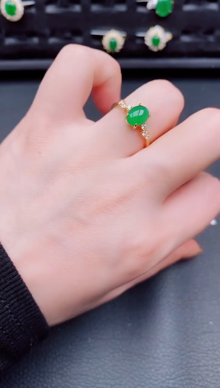 【闪购商品】翡翠戒指银S925镶嵌天然a货翡翠259