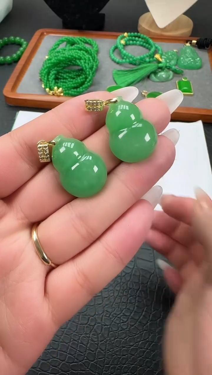 未镶嵌翡翠耳饰冰糯葫芦吊坠