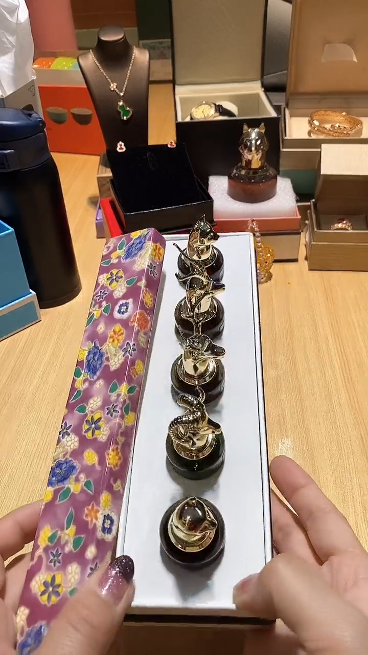 【闪购商品】瓷片锅碗瓢盆一件不剩