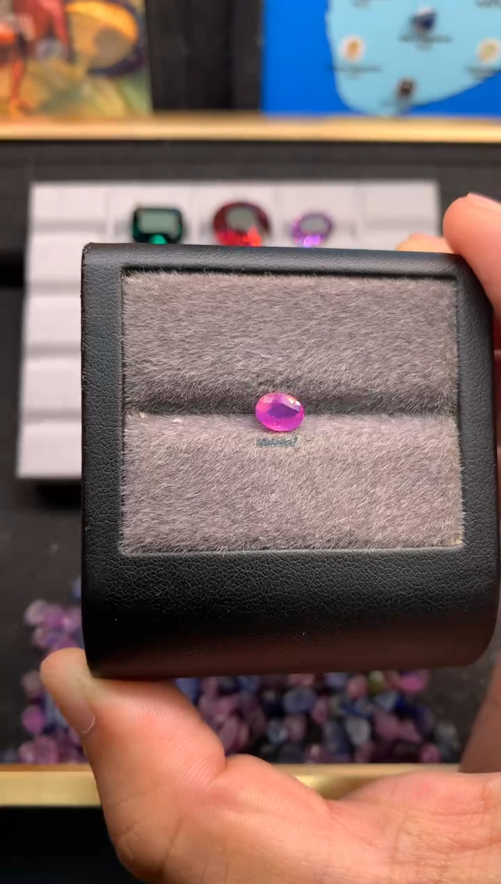 未镶嵌未镶嵌定制蓝宝石h****t1.08克拉