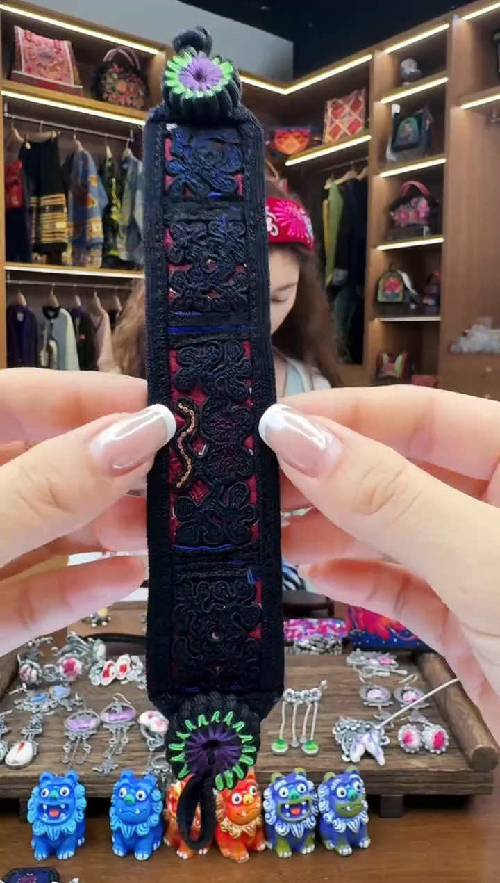 【闪购商品】织绣80黔东南苗族刺绣